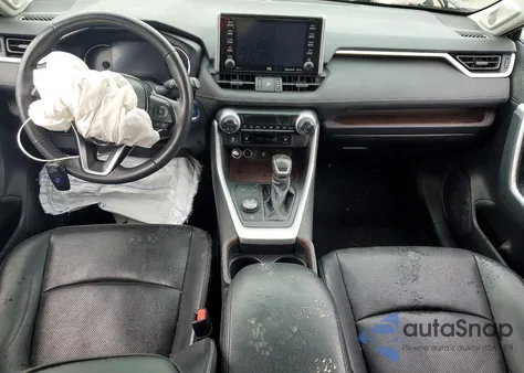 2021 Toyota Rav4 Limited from USA, damaged, VIN 2T3D6RFV5MW013335